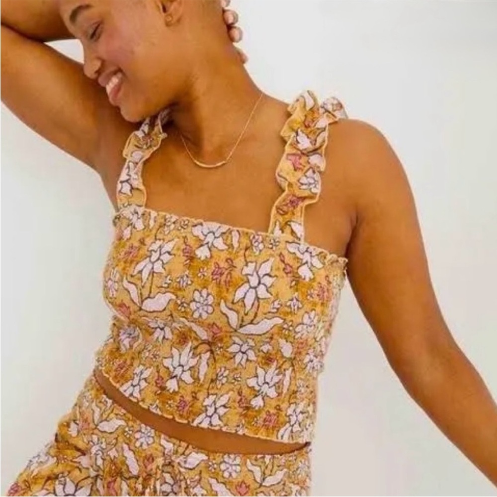NWT Aerie Jungle Thrills Smocked Tank Top